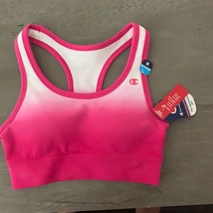 🧚🧚‍♀️ outdoor sports or running. Champion bra. SZ M